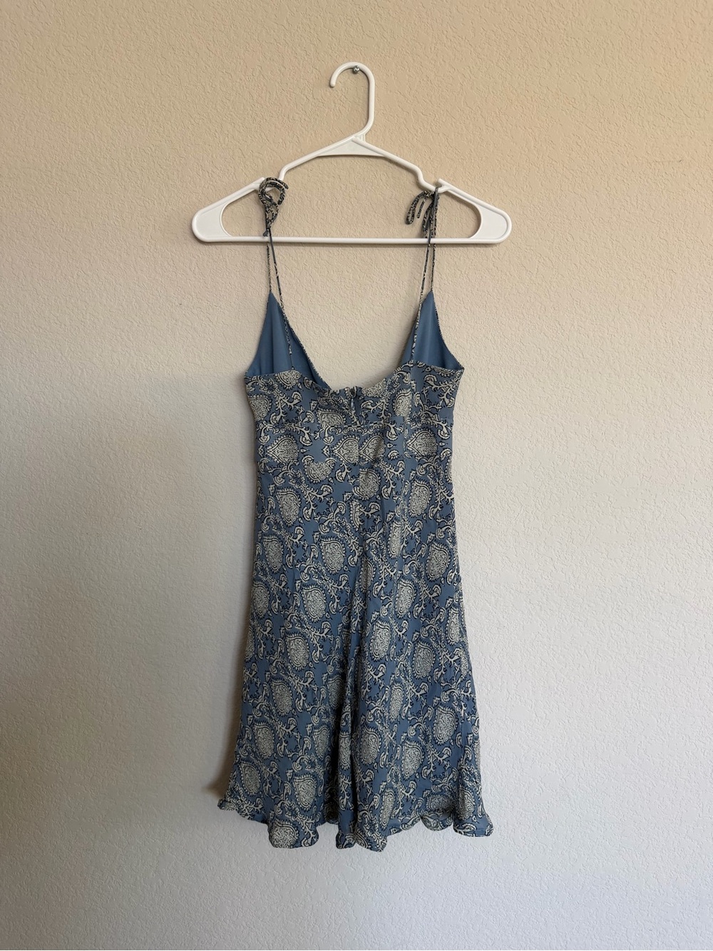 100% Silk J. Crew Blue and Cream Paisley Silk Slip Dress - Picture 4 of 4